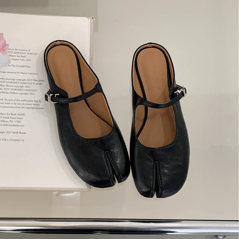 Women’s Split Toe Soft Leather Flat Loafers Casual Shoes