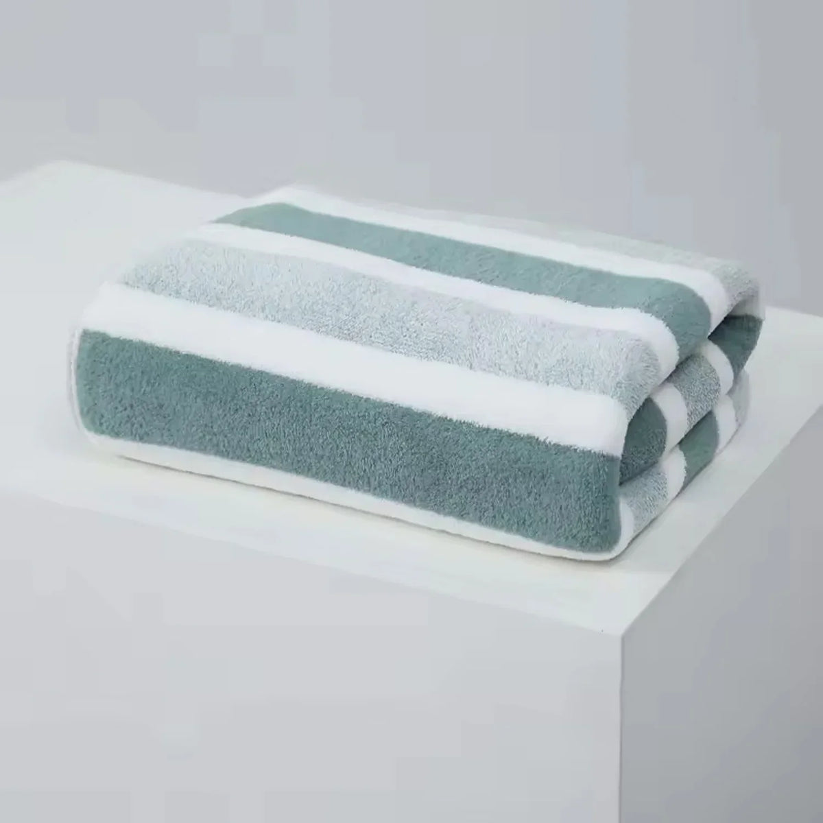 Striped Absorbent Face Towel – Soft Thick Cotton 13.8x29.5in