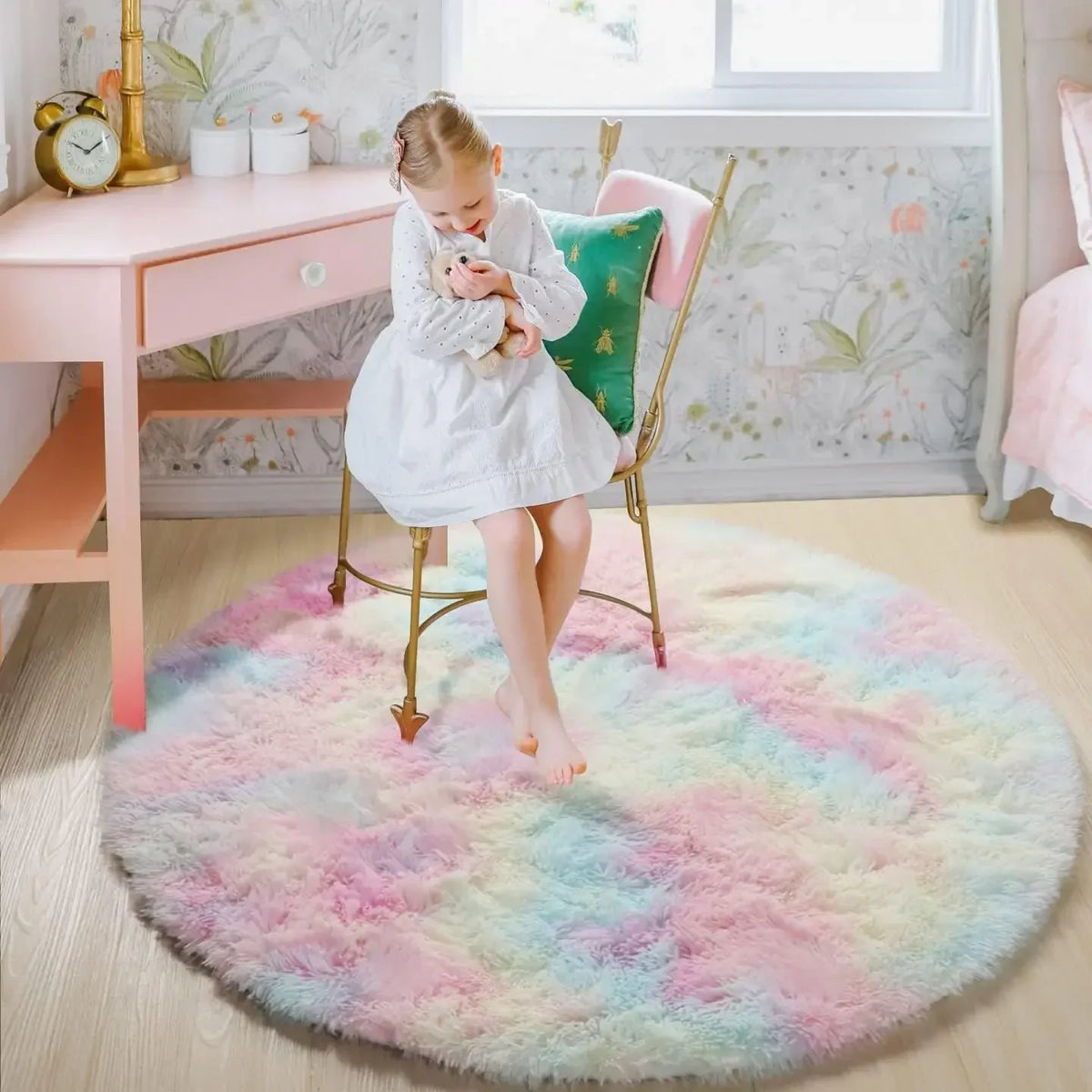 Fluffy Round Rug – Ultra-Soft Plush Mat for Bedroom & Living Room