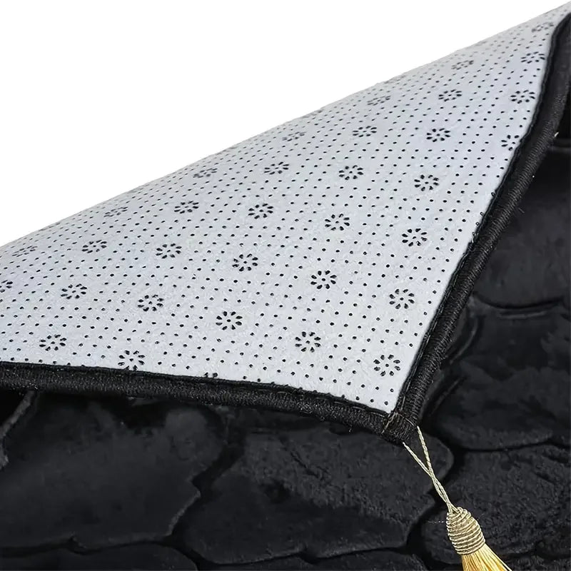 Islamic Prayer Rug – Soft Flannel Mat with Gold Tassels & Anti-Slip Backing
