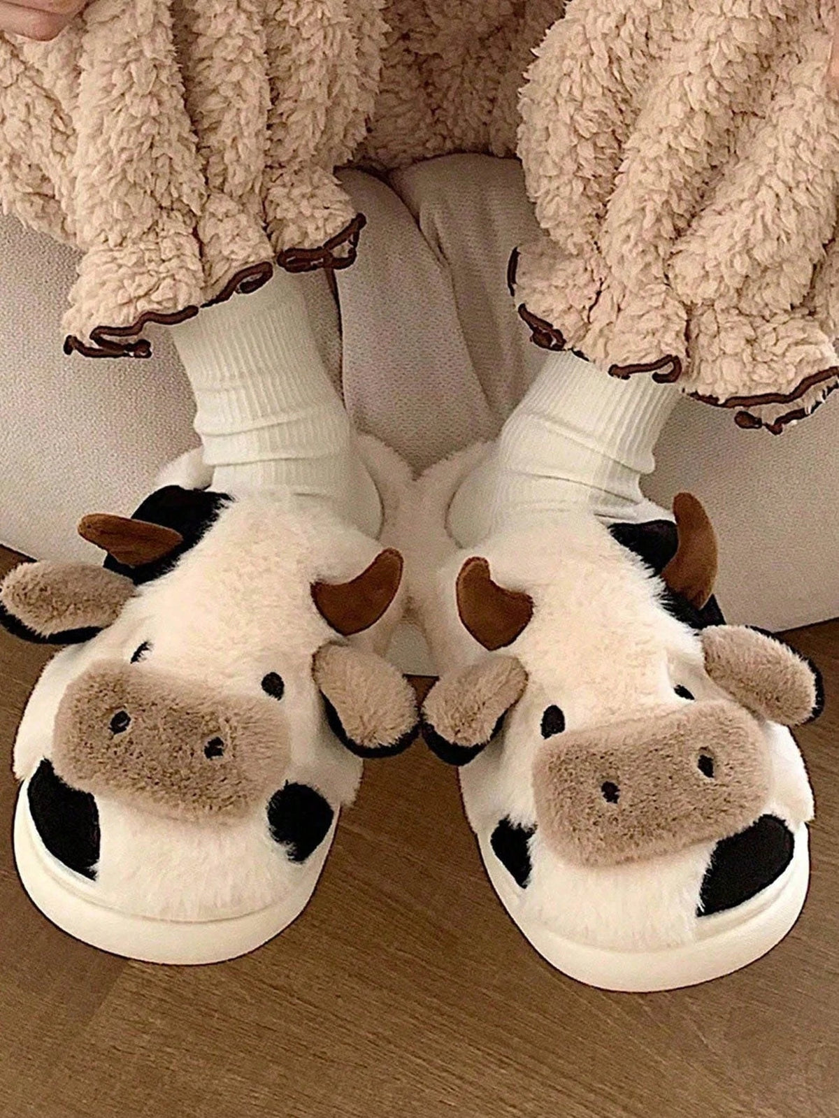 Cute Cow Plush Slippers – Warm Non-Slip Winter House Shoes