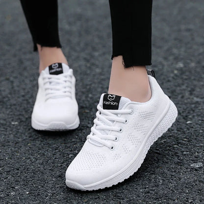 Women's Mesh Platform Sneakers Lightweight Breathable Lace-Up Athletic Shoes