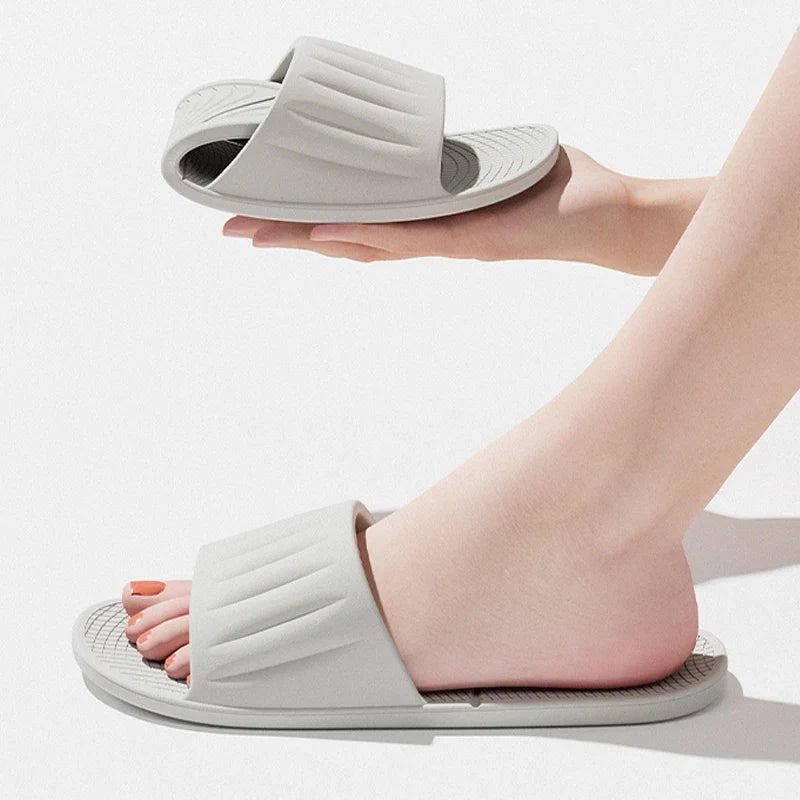 Foldable Travel Slippers – Lightweight EVA Non-Slip for Men & Women
