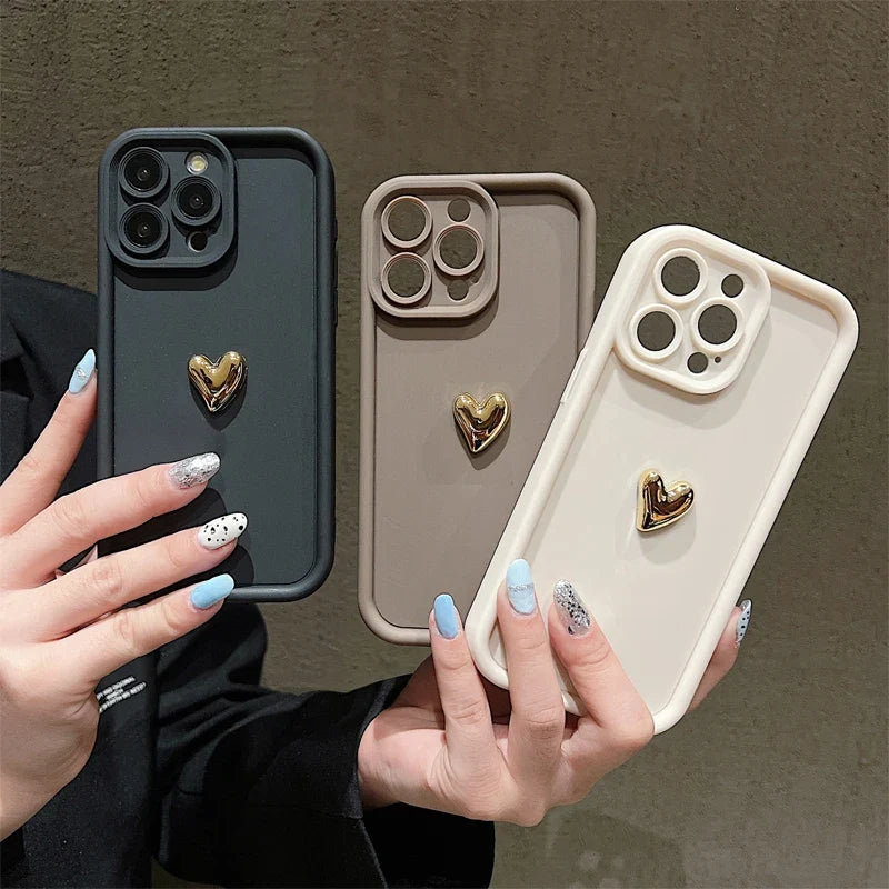 3D Gold Heart Silicone iPhone Case – iPhone 17, 16, 15, 14, 13, 12, 11, SE, 8 & 7