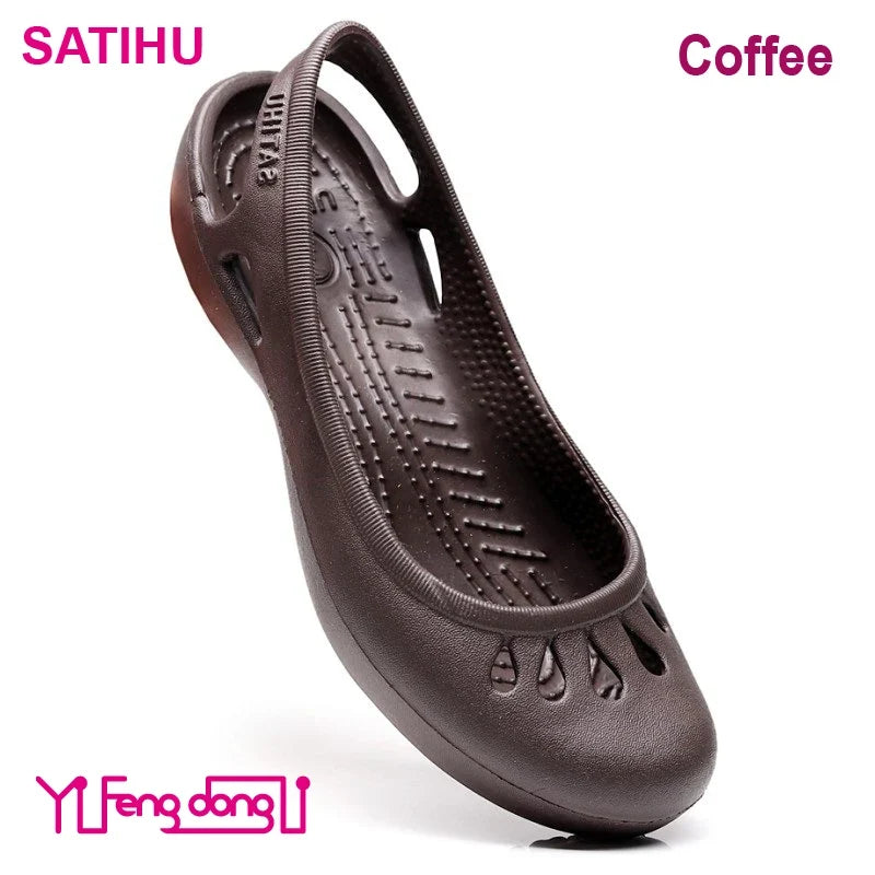 Women's Lightweight Clogs | Breathable Waterproof Slip-On Shoes