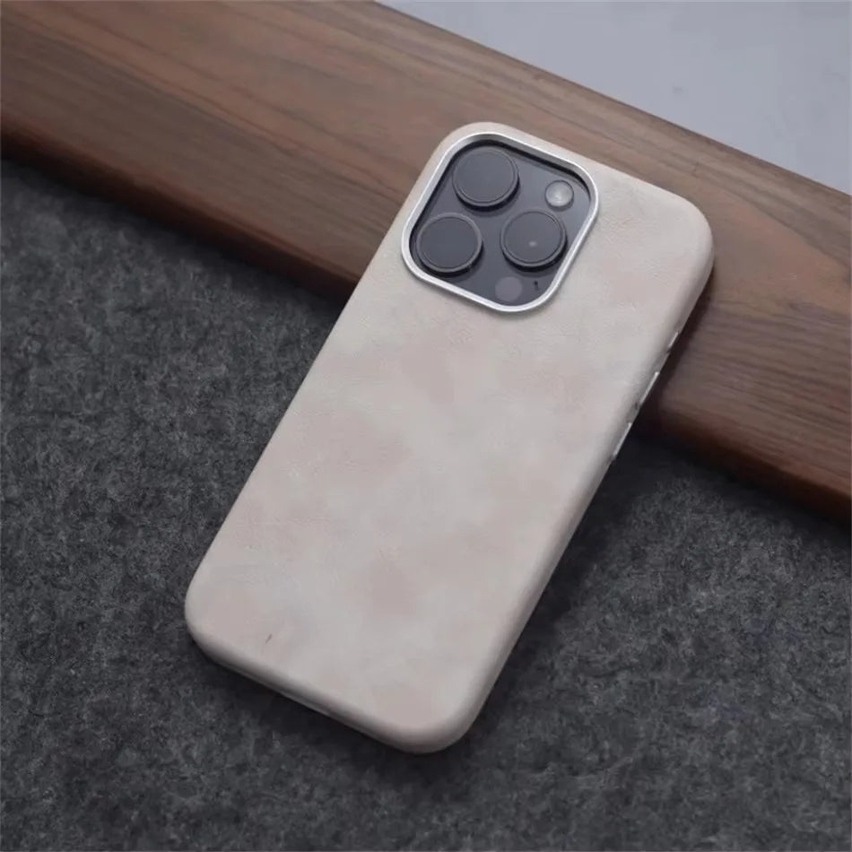 Leather MagSafe iPhone Case – Retro Crazy Horse Texture