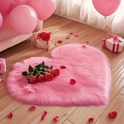 Heart-Shaped Plush Area Rug – Soft Faux Fur Indoor Carpet