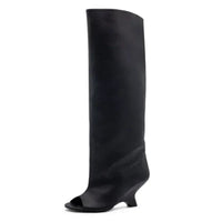 Black pu