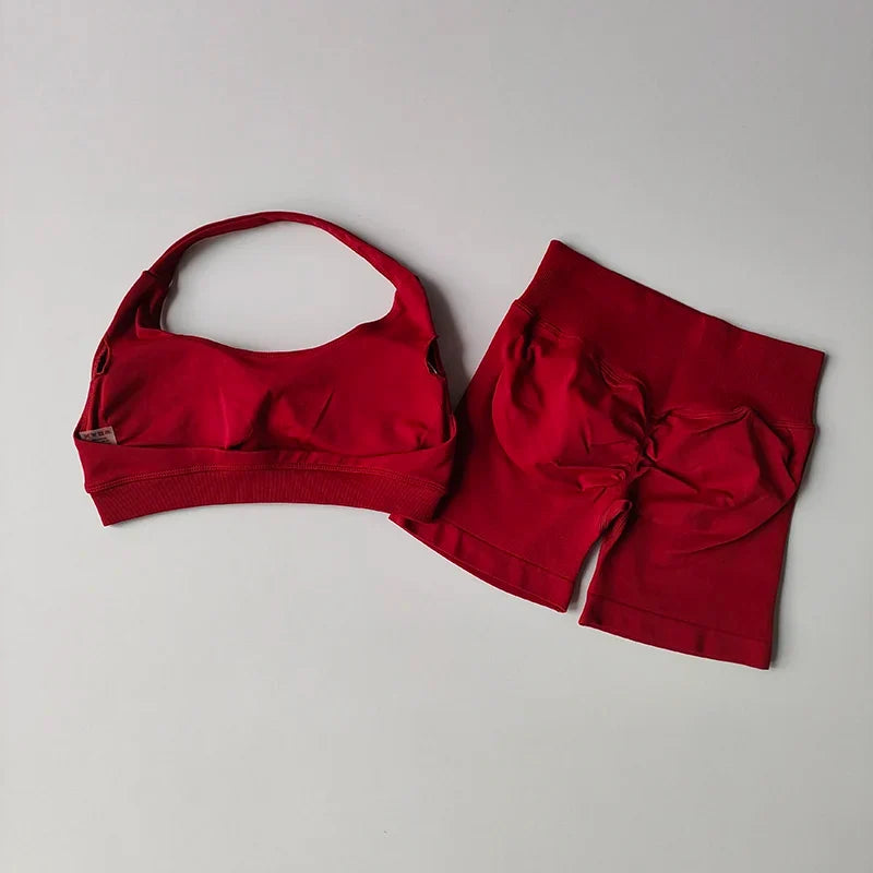 2-Piece Seamless Yoga Set – Women's Halter Sports Bra & Shorts