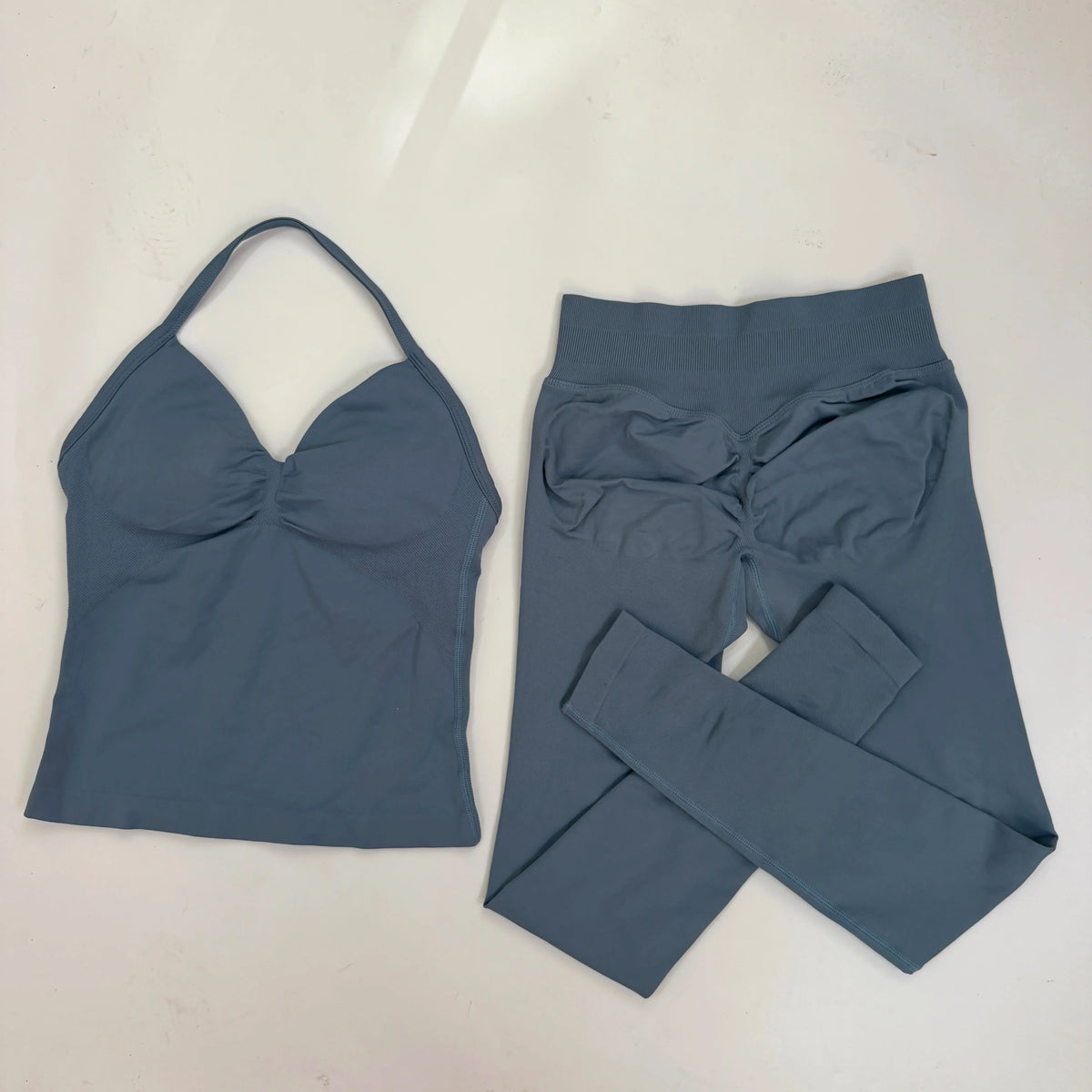 Women's 2-Piece Yoga Set – Backless Tank Top & Scrunch Leggings