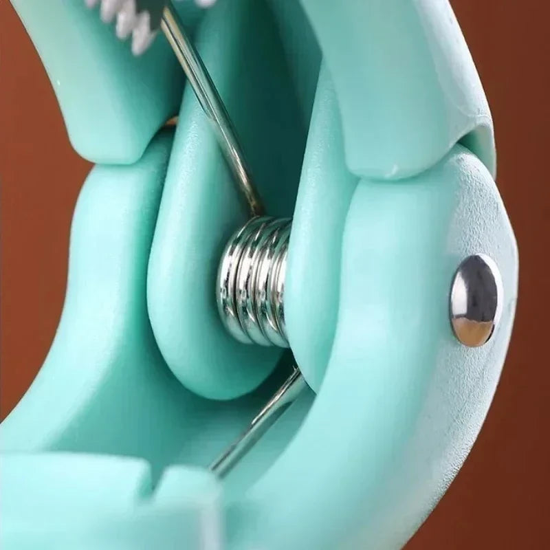 Nut Cracker Pliers – Walnut & Chestnut Sheller Tool