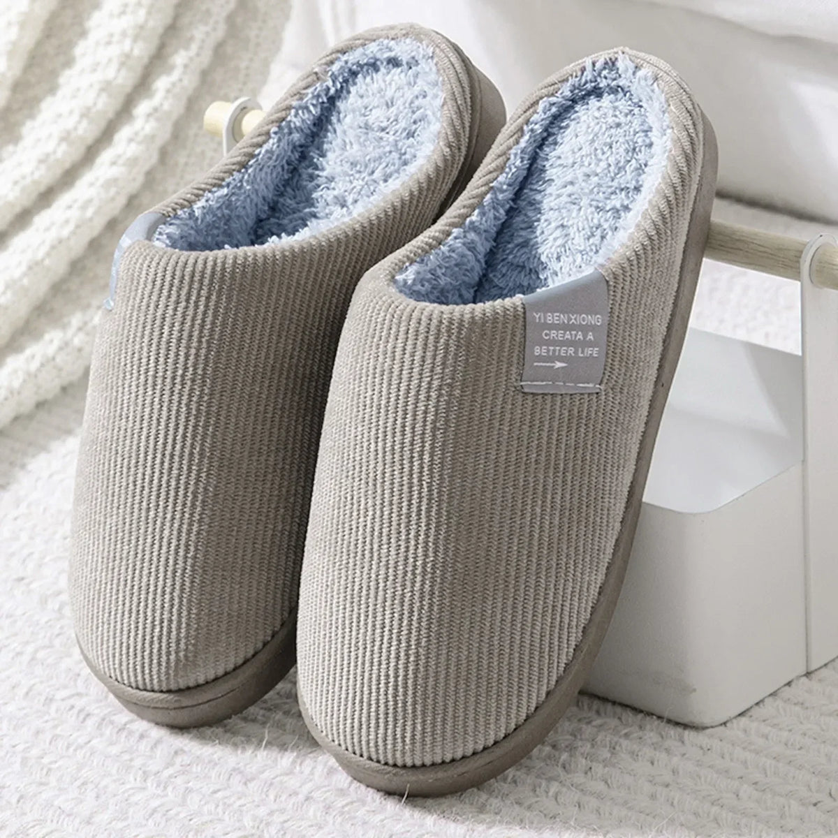 Plush Winter Slippers – Warm Fleece-Lined Indoor Shoes for Men & Women