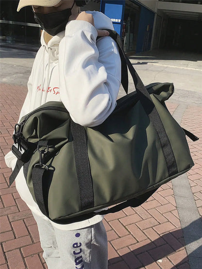 Large Capacity Duffle Bag – Lightweight Sports & Travel Luggage Bag