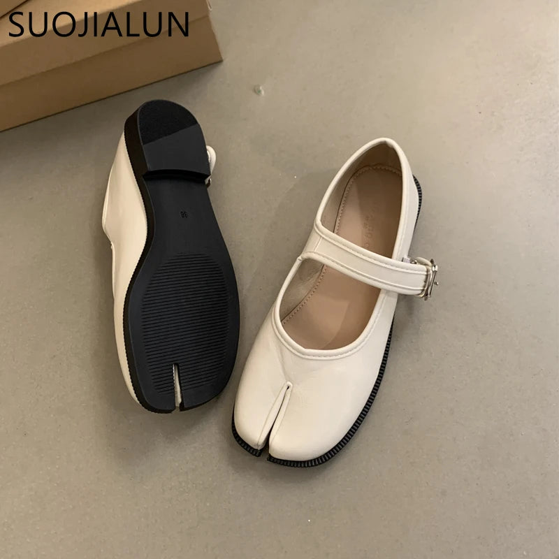 Women’s Split Toe Soft Leather Flat Loafers Casual Shoes