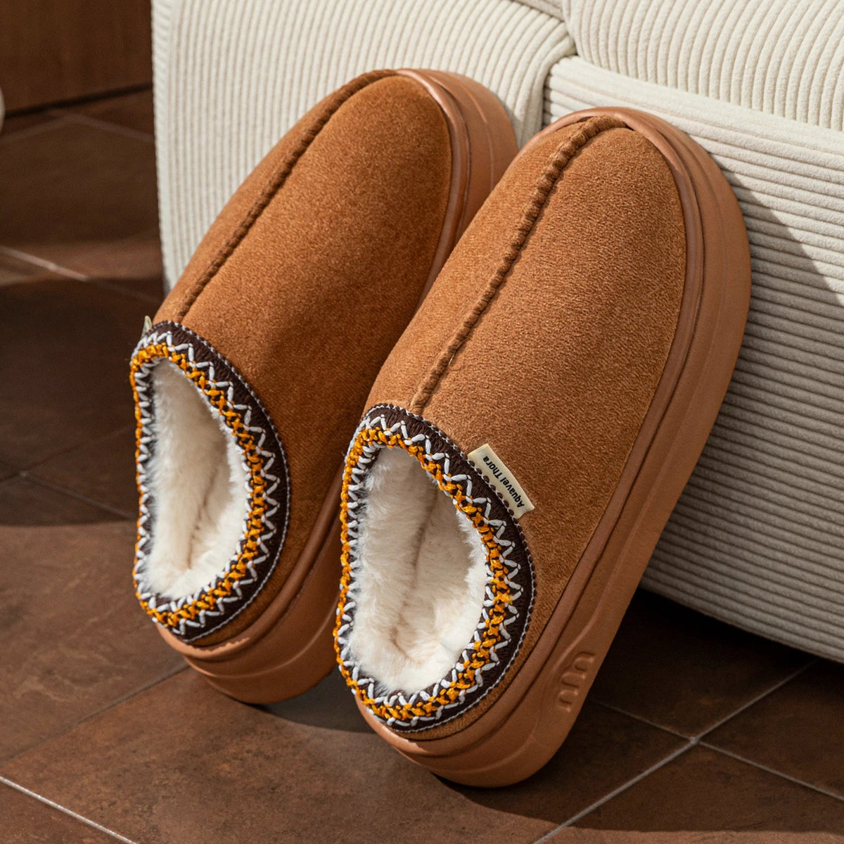 Fur-Lined Slipper Clogs – Warm Anti-Slip Winter Shoes for Women & Men