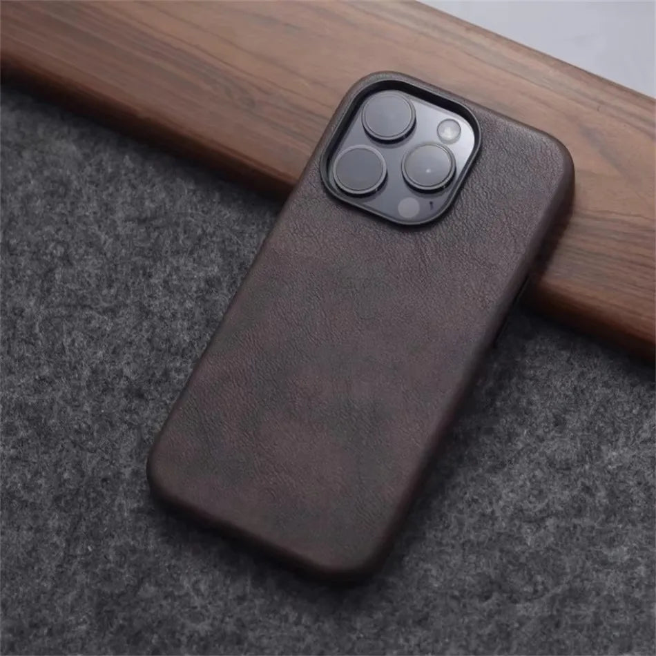 Leather MagSafe iPhone Case – Retro Crazy Horse Texture