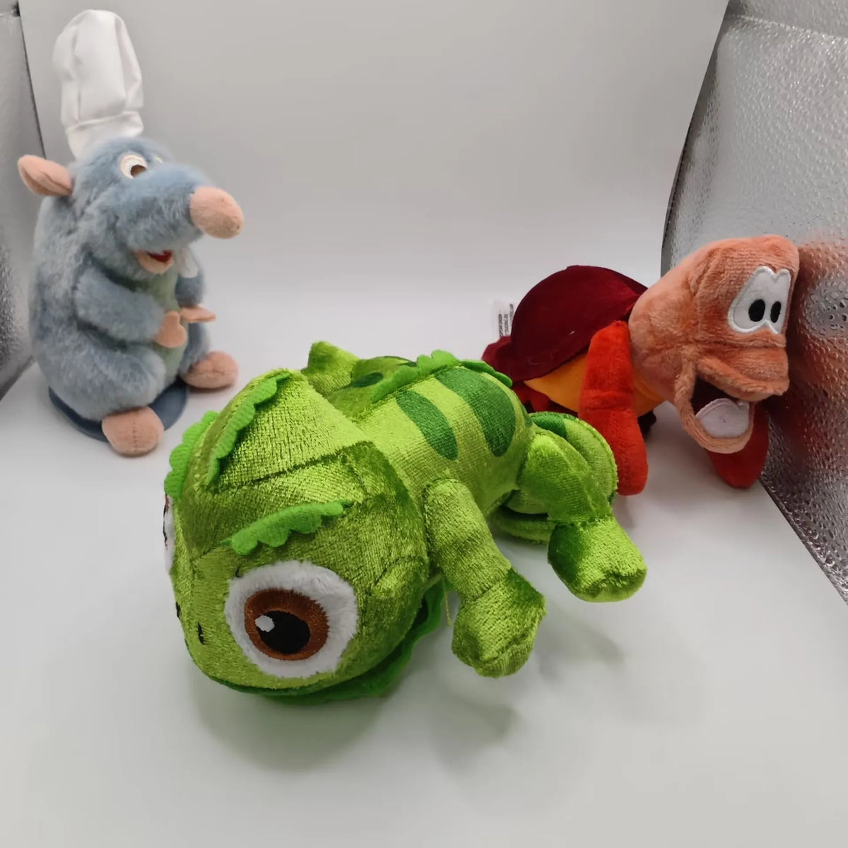 Ratatouille Remy Plush Toy – Magnetic Shoulder Stuffed Animal 17cm